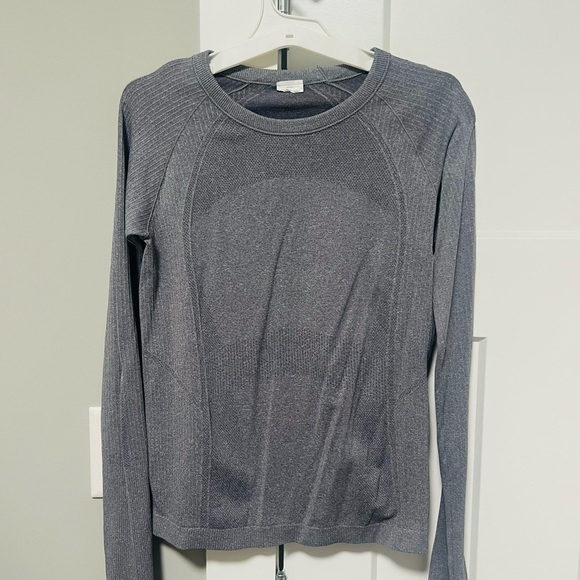 Old Navy Tops - Old Navy Gray Fitted Shirt